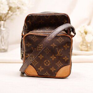 Authentic Louis Vuitton Amazone Monogram Crossbody Bag 239-112525